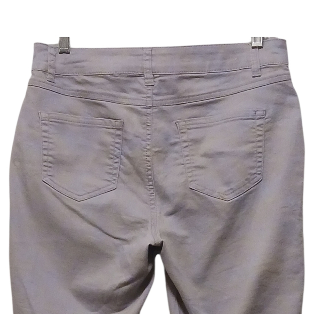 D. Jeans - Gray Colored Jeans W/Back Pockets W/ Faux Front, Button/Zip Closure - Picture 6 of 6